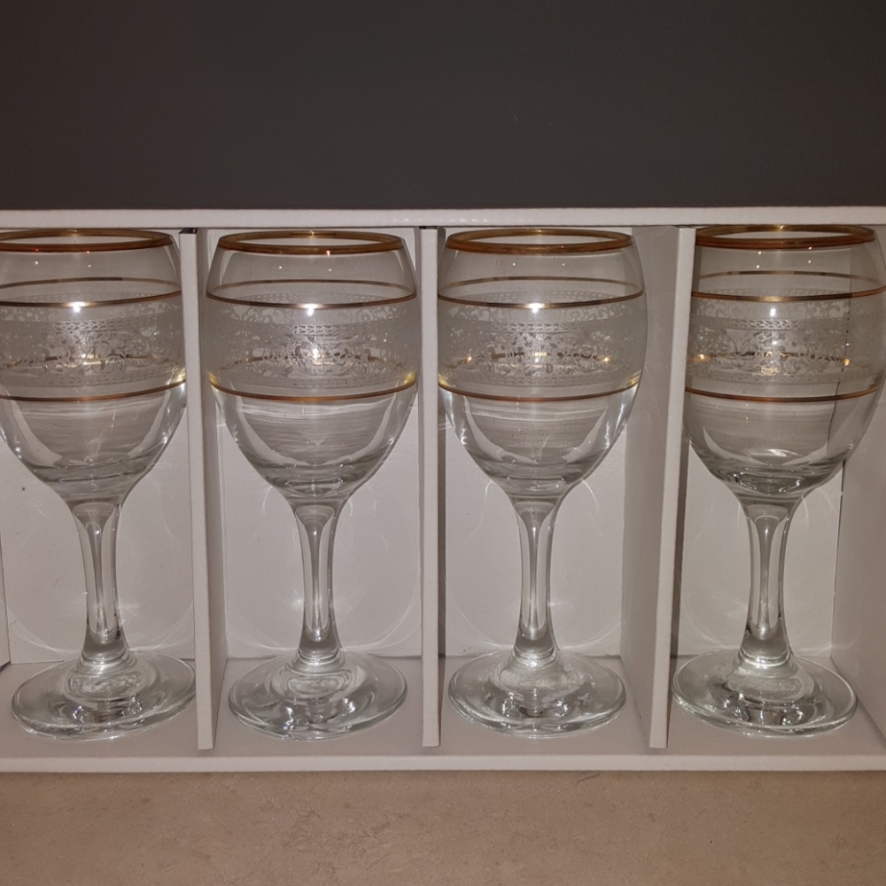 Glass Stemware - Picture 2 of 6